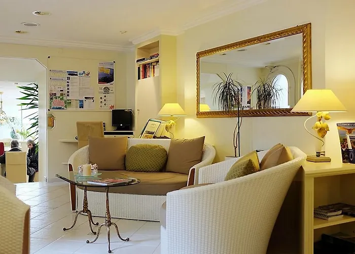 Al Porto 3* 阿斯科纳