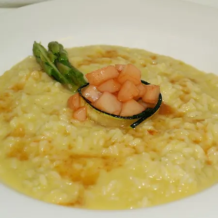 ホテル Al Porto 3*